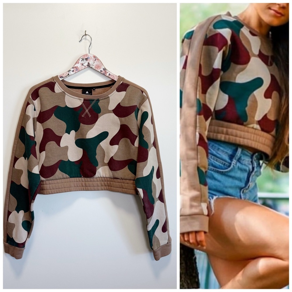 BALANCE Athletica Camo Cropped Sweatshirt M Medium